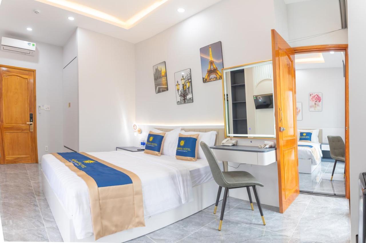 Sunrise Hotel Bac Lieu Bagian luar foto