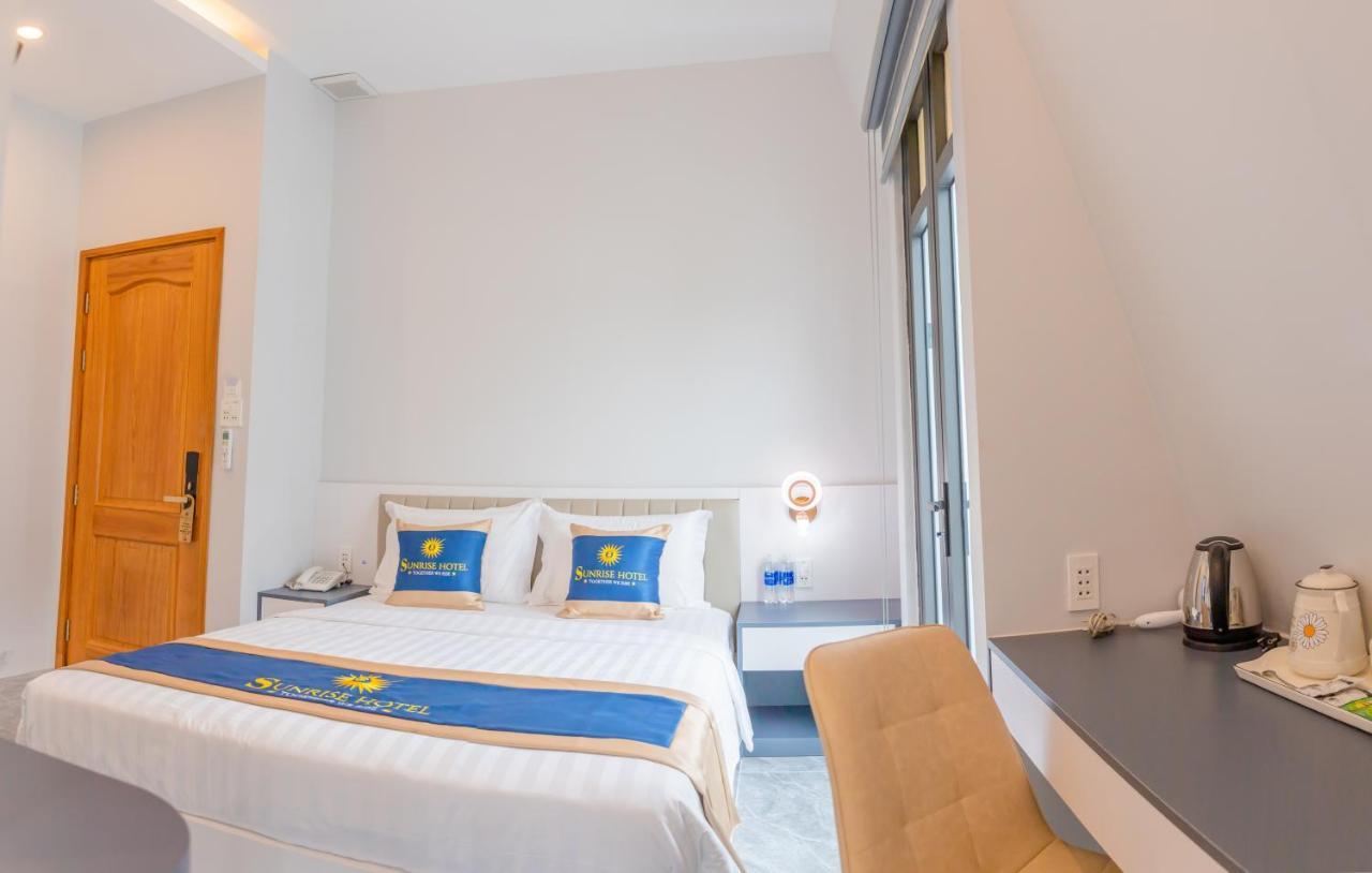 Sunrise Hotel Bac Lieu Bagian luar foto
