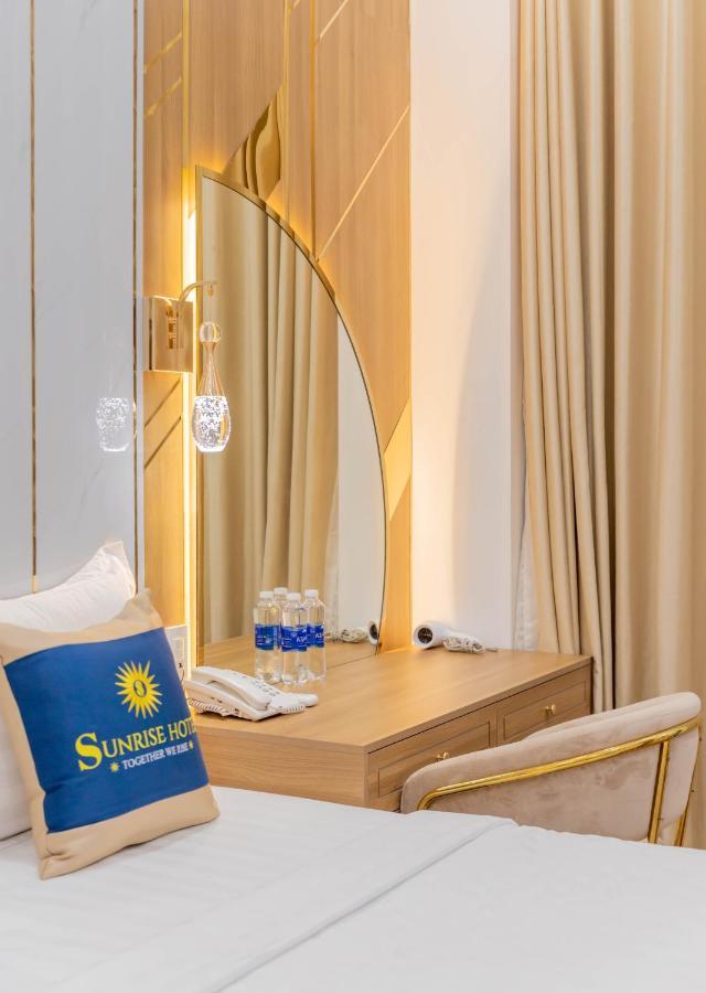 Sunrise Hotel Bac Lieu Bagian luar foto