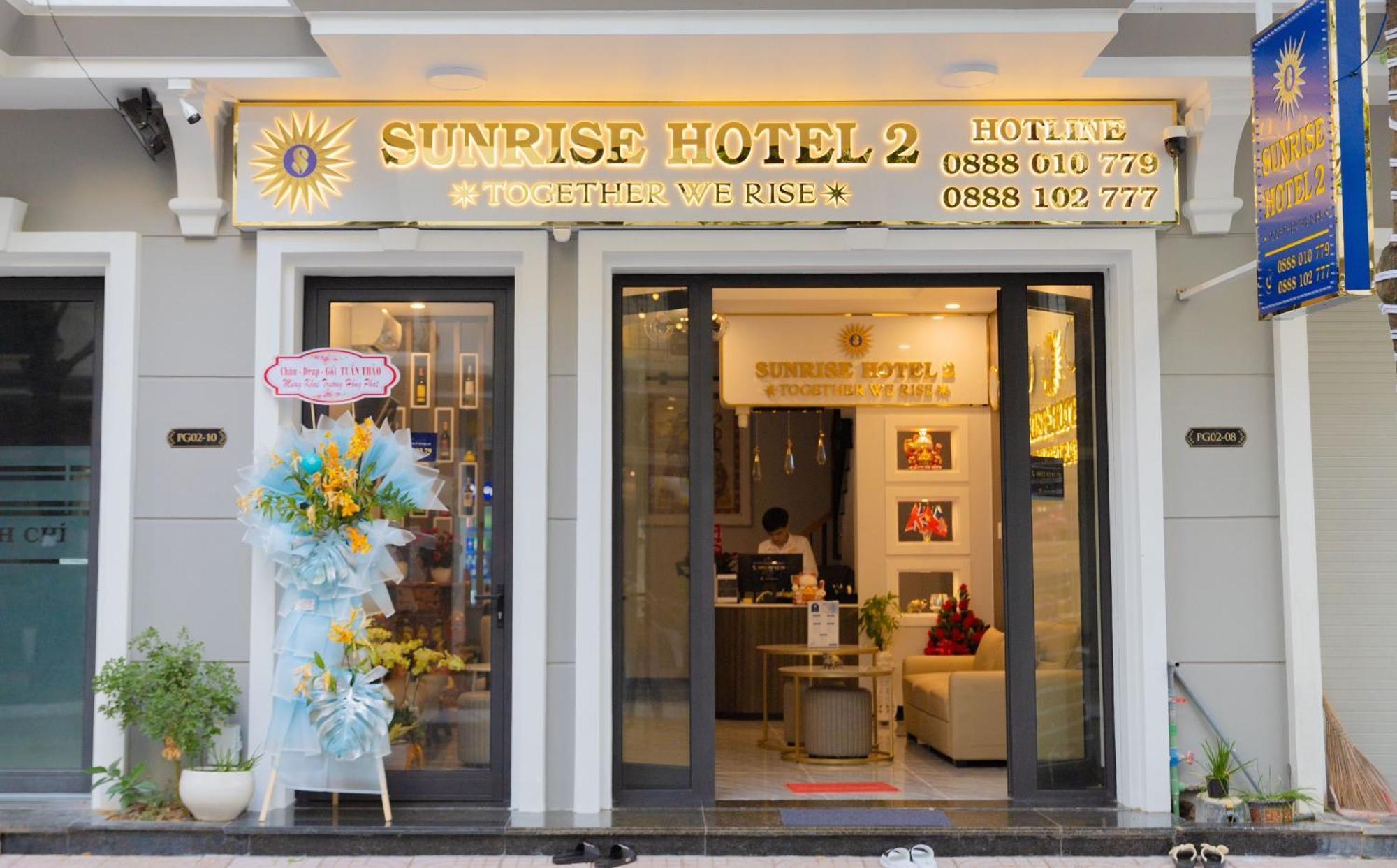 Sunrise Hotel Bac Lieu Bagian luar foto