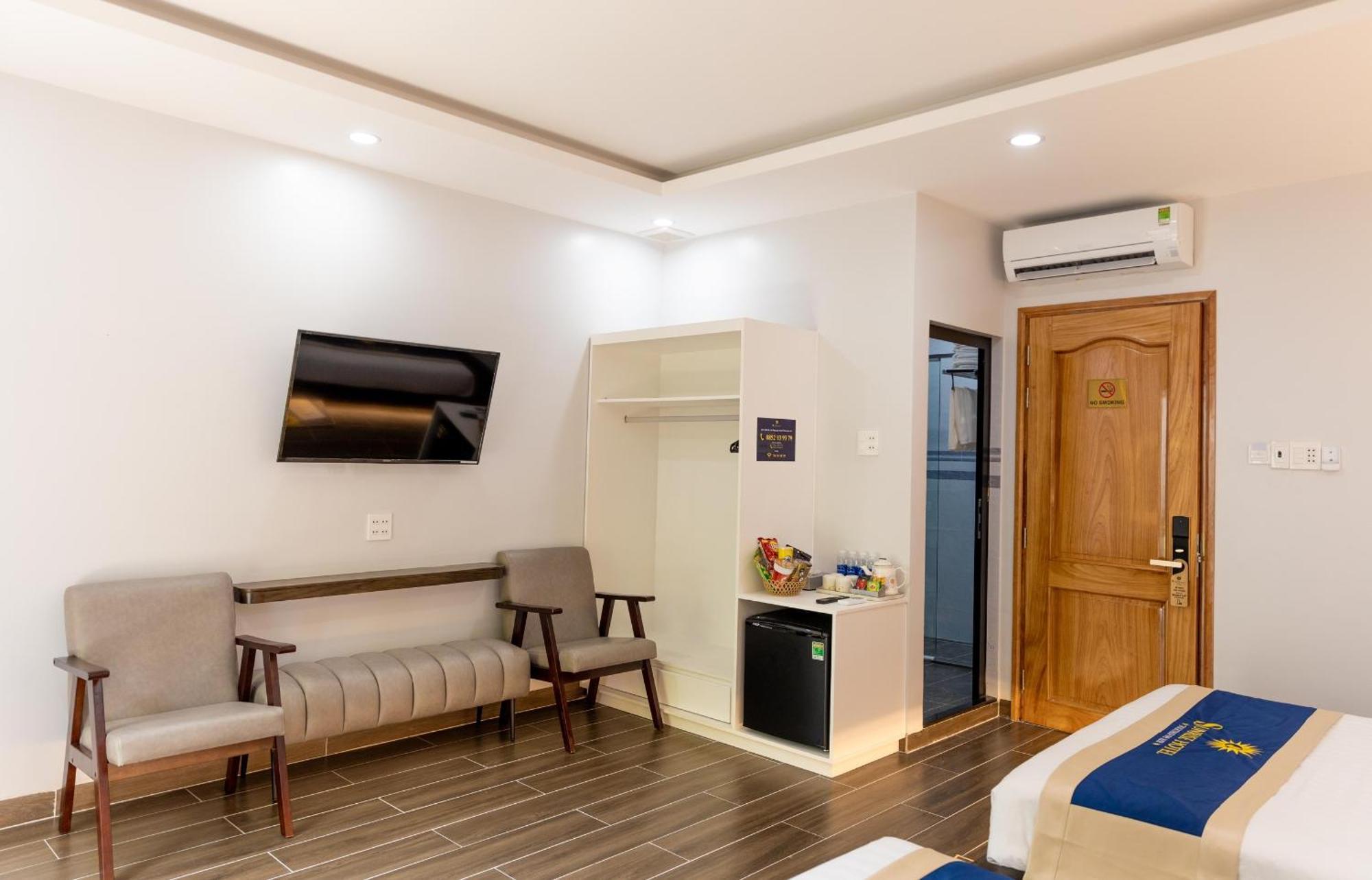 Sunrise Hotel Bac Lieu Bagian luar foto